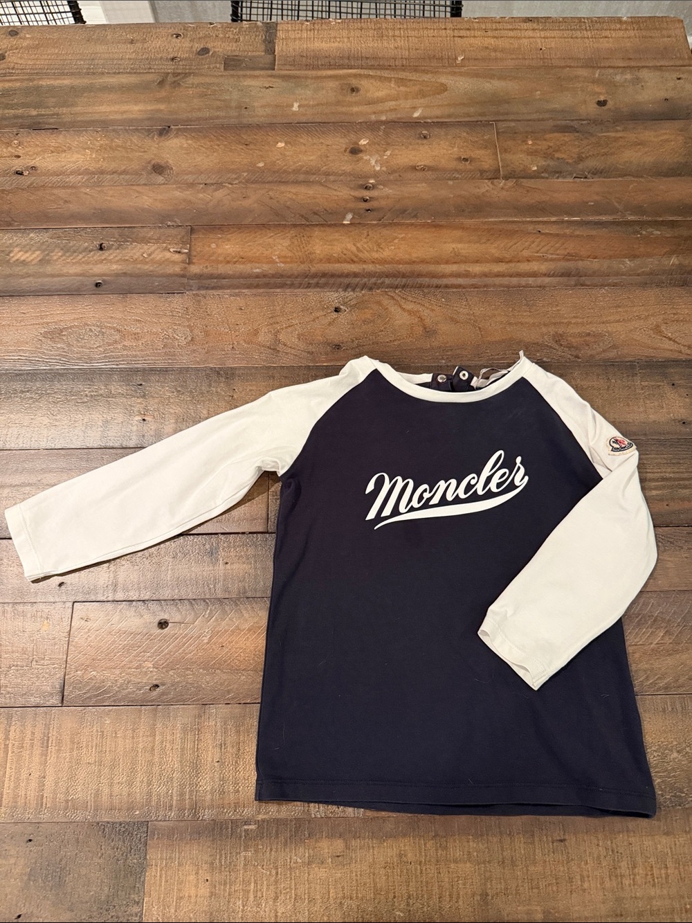 🌀 BOYS Moncler Navy and White Raglan Logo Long Sleeve Tee 🌀